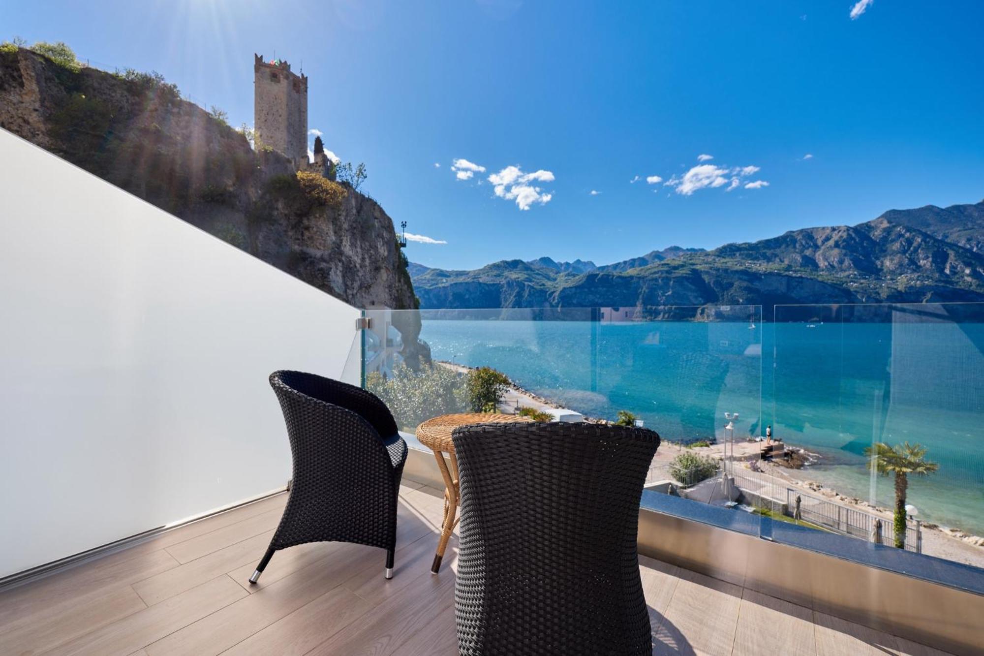Hotel Castello Lake Front Malcesine Exterior foto